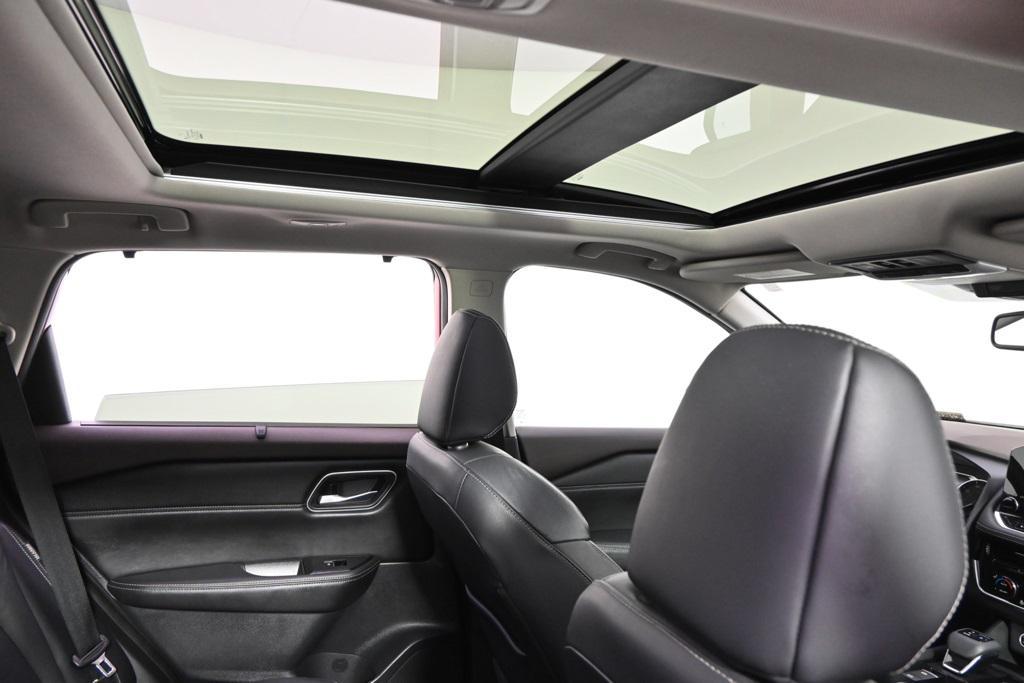 used 2021 Nissan Rogue car, priced at $23,498