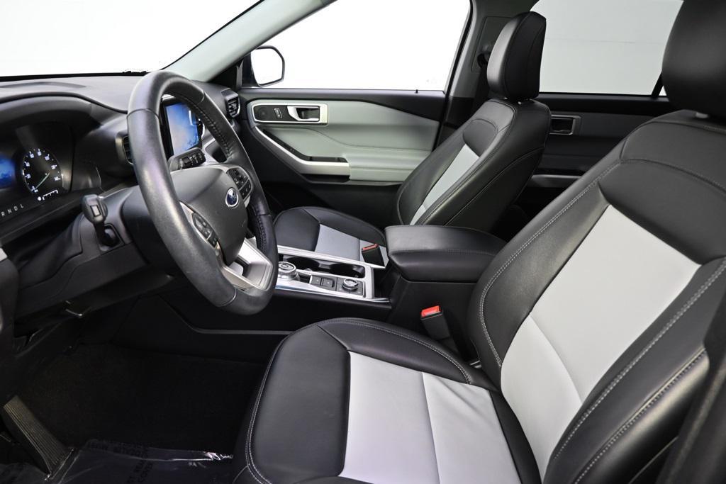 used 2023 Ford Explorer car, priced at $34,227