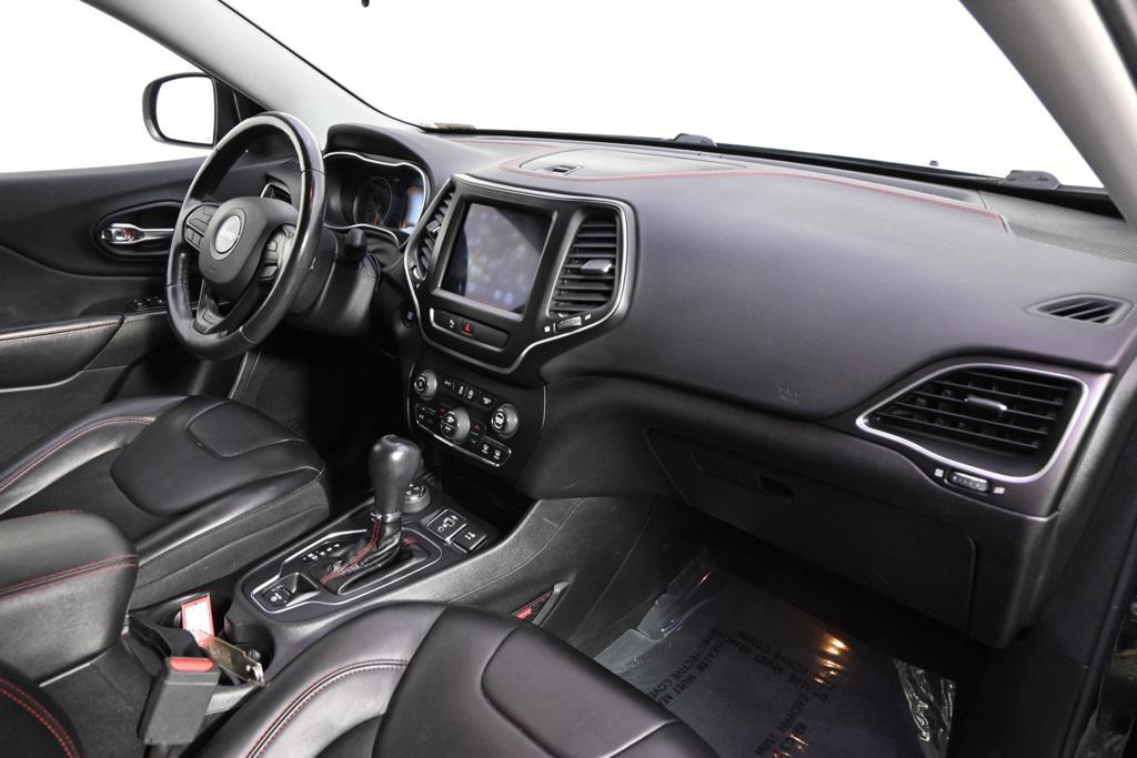 used 2020 Jeep Cherokee car, priced at $20,498