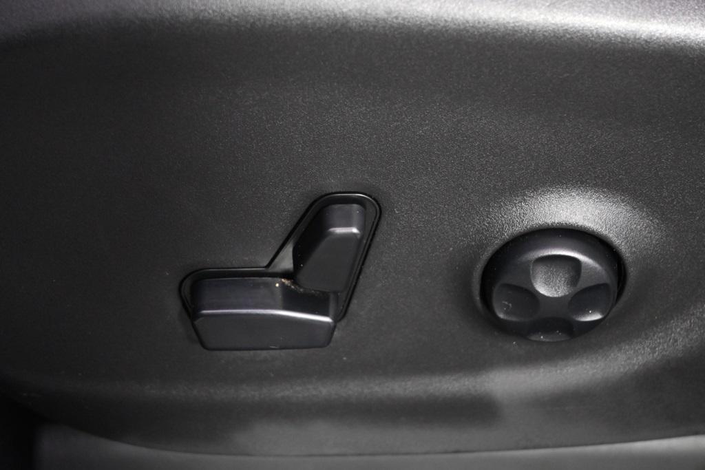 used 2020 Jeep Cherokee car, priced at $20,498