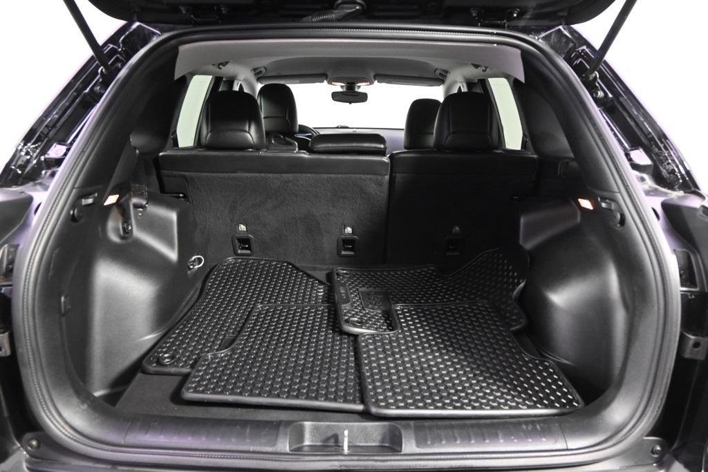 used 2020 Jeep Cherokee car, priced at $20,498