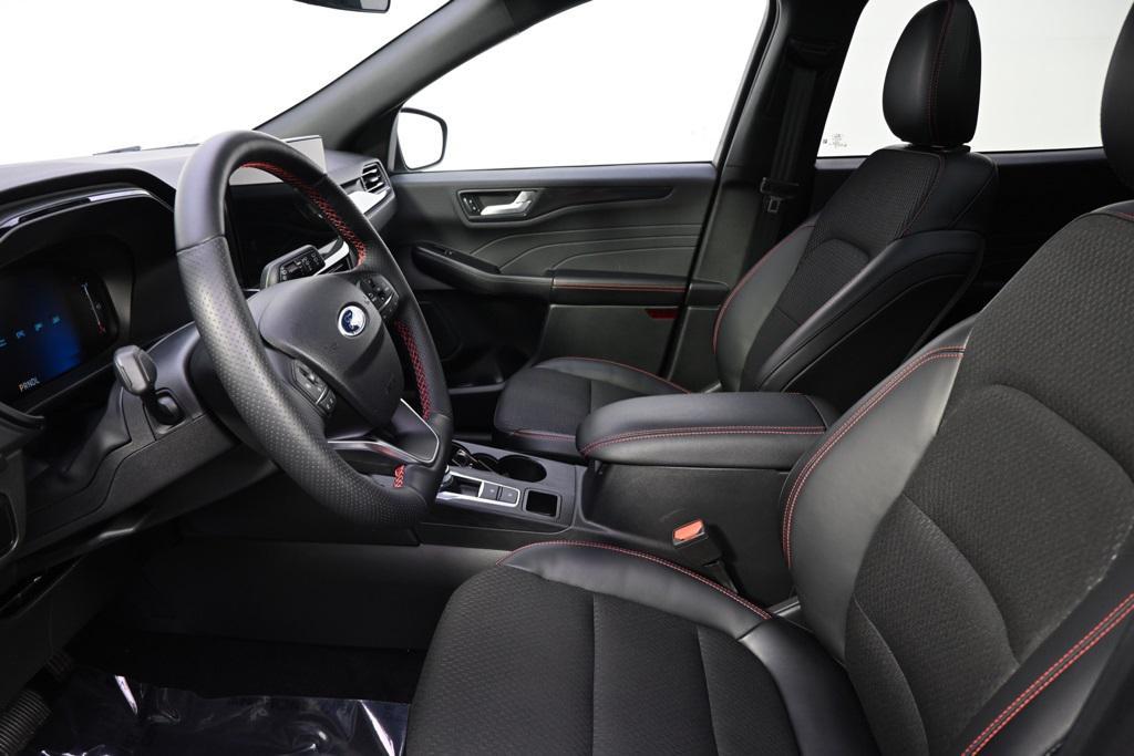 new 2025 Ford Escape car, priced at $32,555