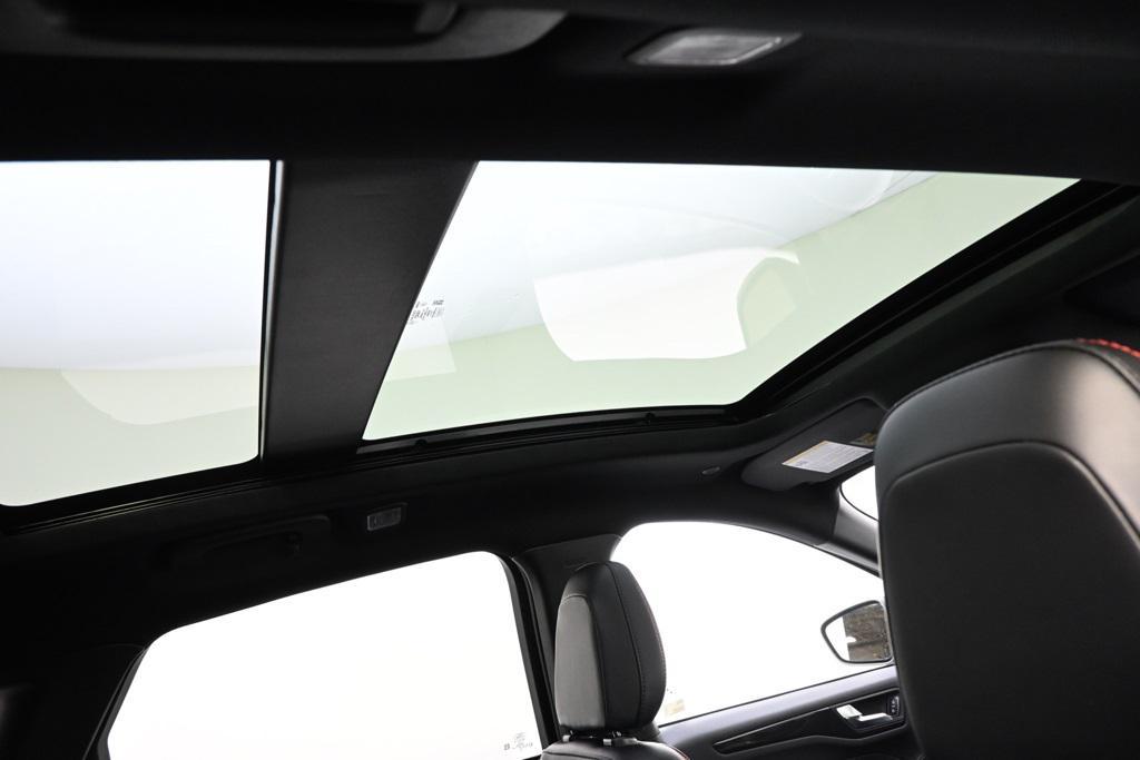 new 2025 Ford Escape car, priced at $32,555