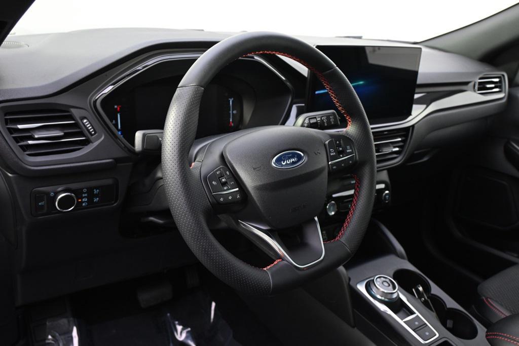 new 2025 Ford Escape car, priced at $32,555