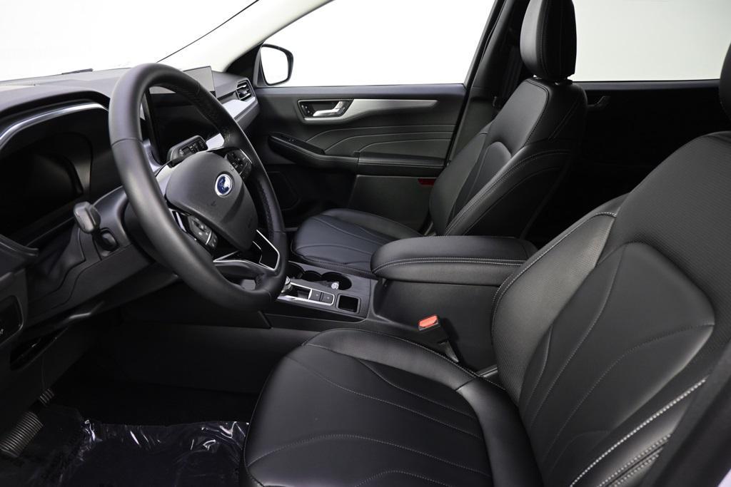 new 2025 Ford Escape PHEV car, priced at $33,376