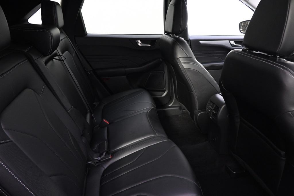 new 2025 Ford Escape PHEV car, priced at $33,376