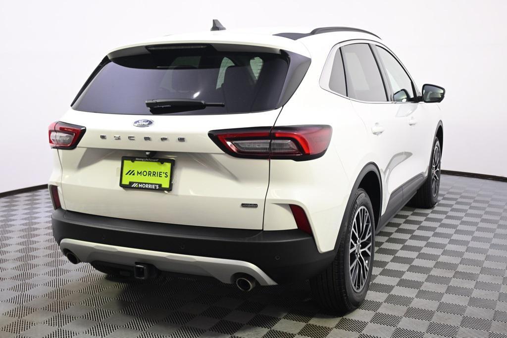 new 2025 Ford Escape PHEV car, priced at $33,376