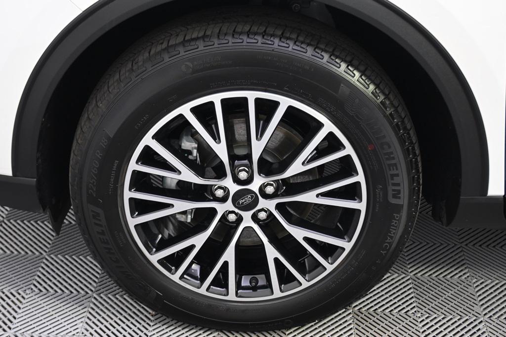 new 2025 Ford Escape PHEV car, priced at $33,376