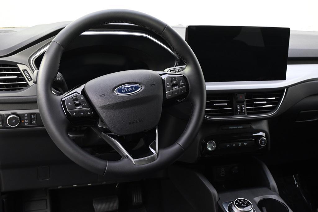 new 2025 Ford Escape PHEV car, priced at $33,376