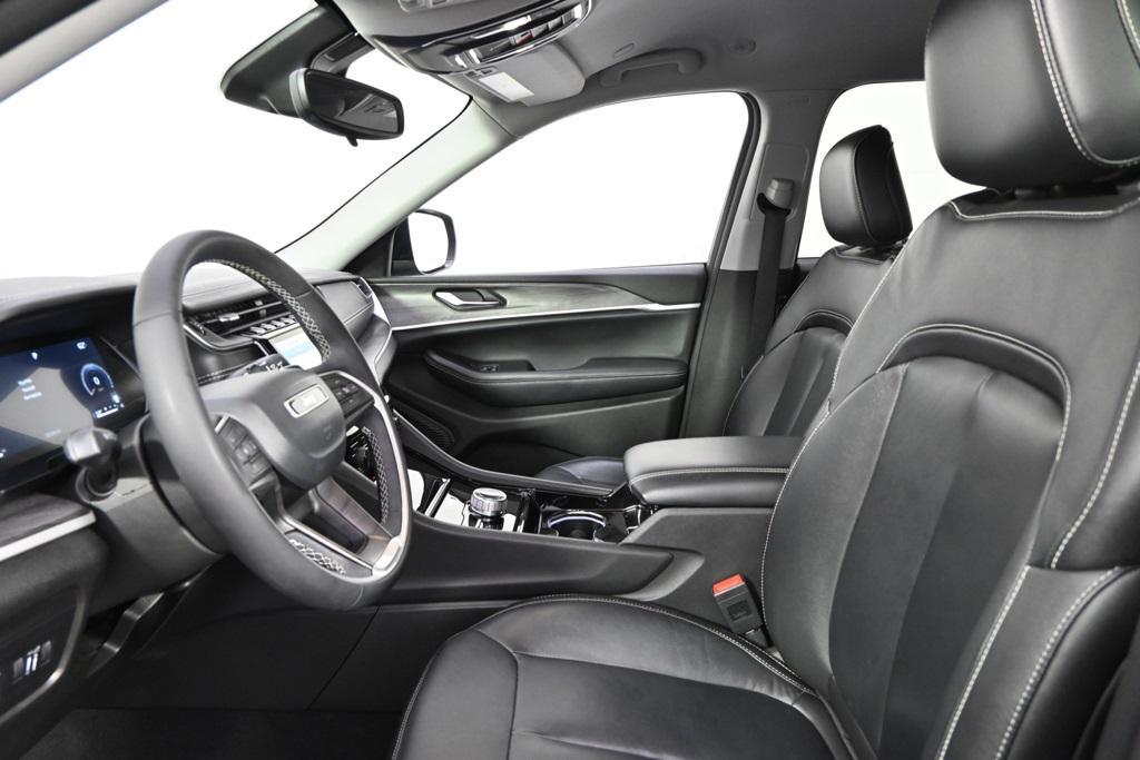 used 2023 Jeep Grand Cherokee L car, priced at $33,301