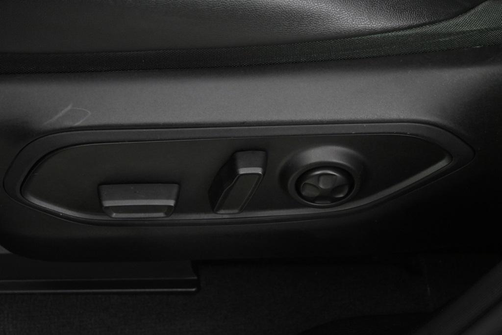 used 2023 Jeep Grand Cherokee L car, priced at $33,301