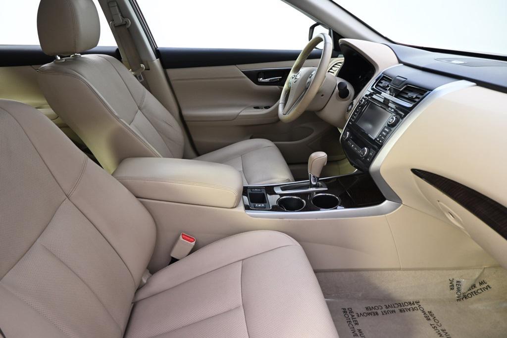 used 2014 Nissan Altima car, priced at $7,998