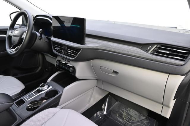 new 2025 Ford Escape car, priced at $39,885