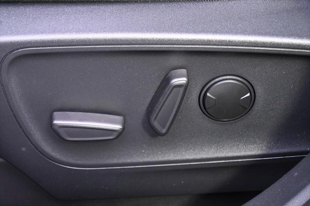 new 2025 Ford Escape car, priced at $35,998