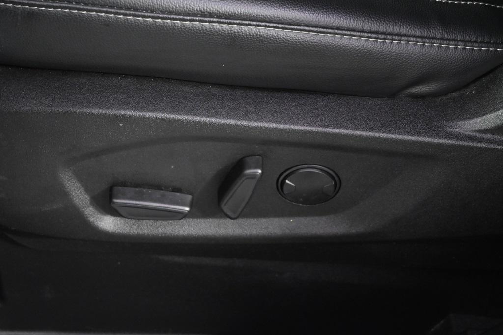 used 2023 Ford Edge car, priced at $22,779