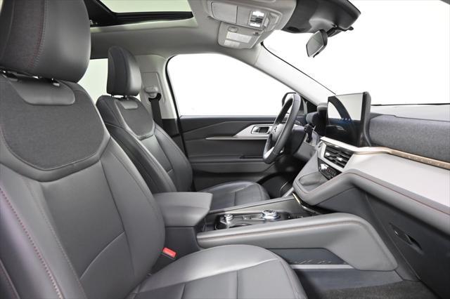 new 2025 Ford Explorer car, priced at $45,491