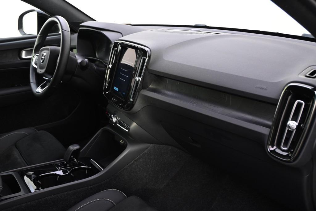 used 2023 Volvo C40 Recharge Pure Electric car, priced at $27,600