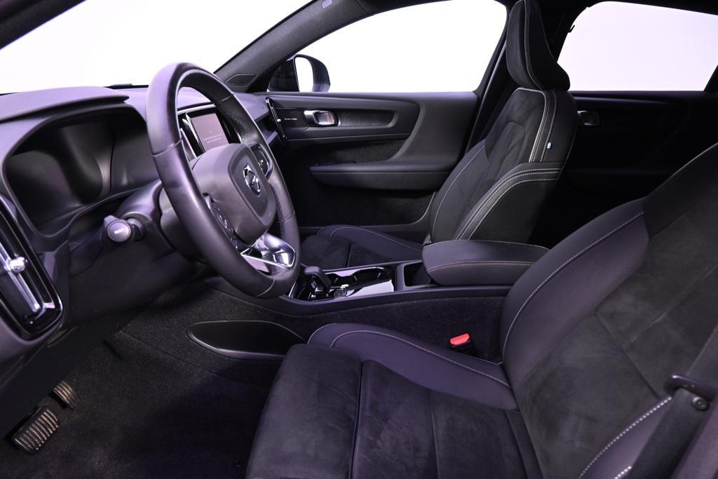 used 2023 Volvo C40 Recharge Pure Electric car, priced at $27,600