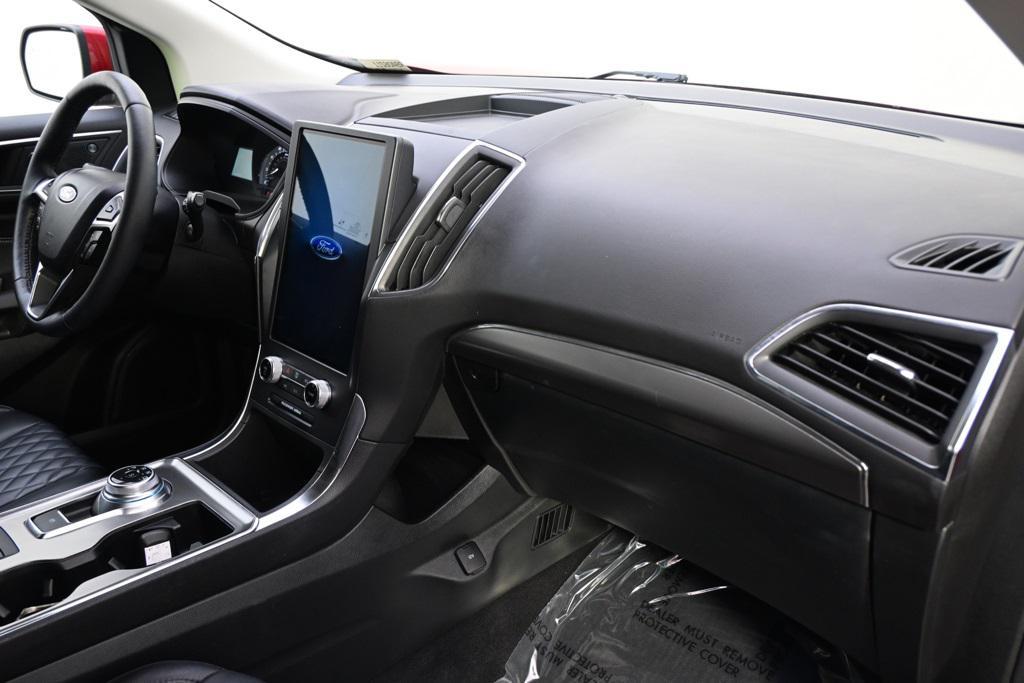 used 2024 Ford Edge car, priced at $25,698
