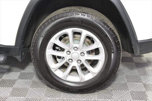 used 2021 Jeep Grand Cherokee car, priced at $22,178