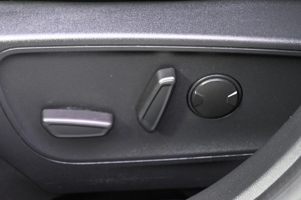 used 2024 Ford Escape car, priced at $25,289