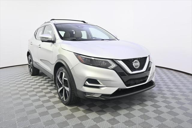 used 2020 Nissan Rogue Sport car, priced at $21,990