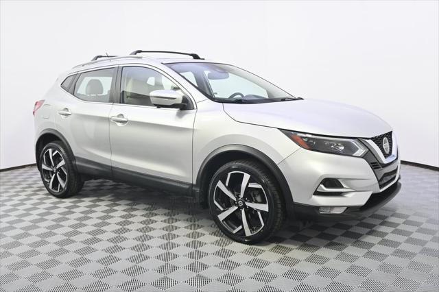 used 2020 Nissan Rogue Sport car, priced at $21,990