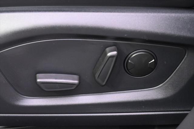 new 2025 Ford Explorer car, priced at $52,731