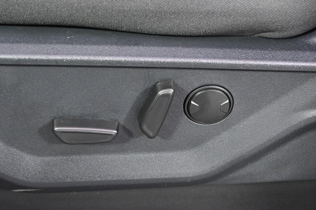 new 2025 Ford F-150 car, priced at $55,256