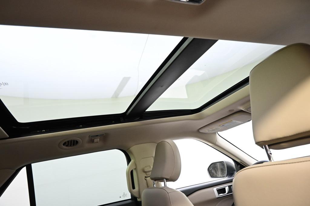 used 2022 Ford Explorer car, priced at $29,798