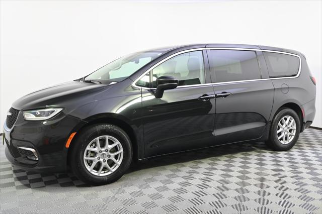 used 2023 Chrysler Pacifica car, priced at $23,498