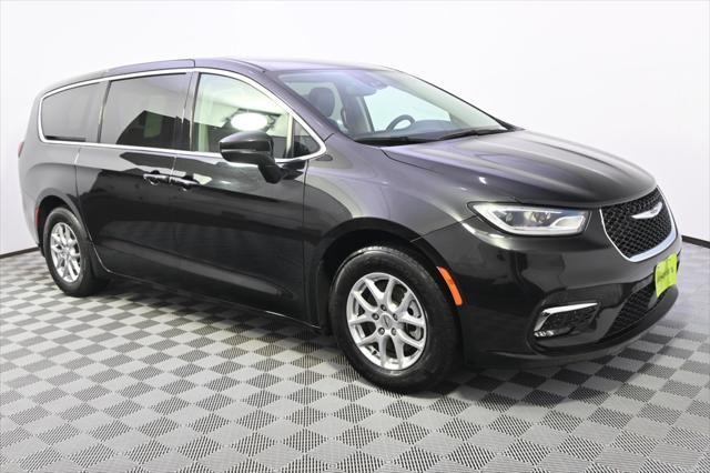 used 2023 Chrysler Pacifica car, priced at $23,498