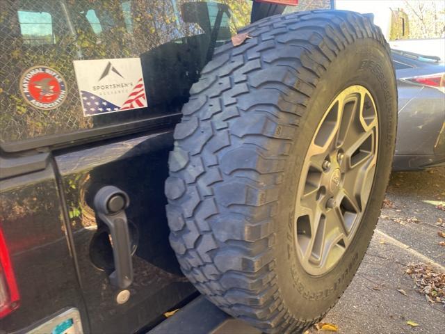 used 2015 Jeep Wrangler Unlimited car, priced at $21,588