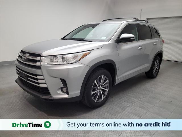 used 2018 Toyota Highlander car, priced at $23,995