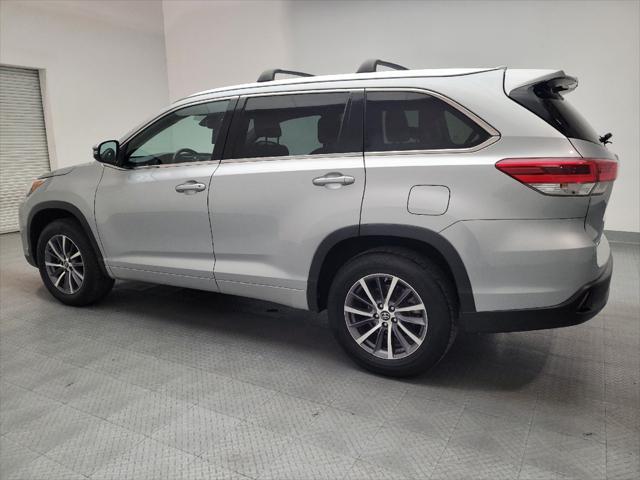 used 2018 Toyota Highlander car, priced at $23,995