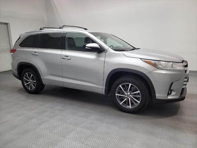 used 2018 Toyota Highlander car, priced at $23,995