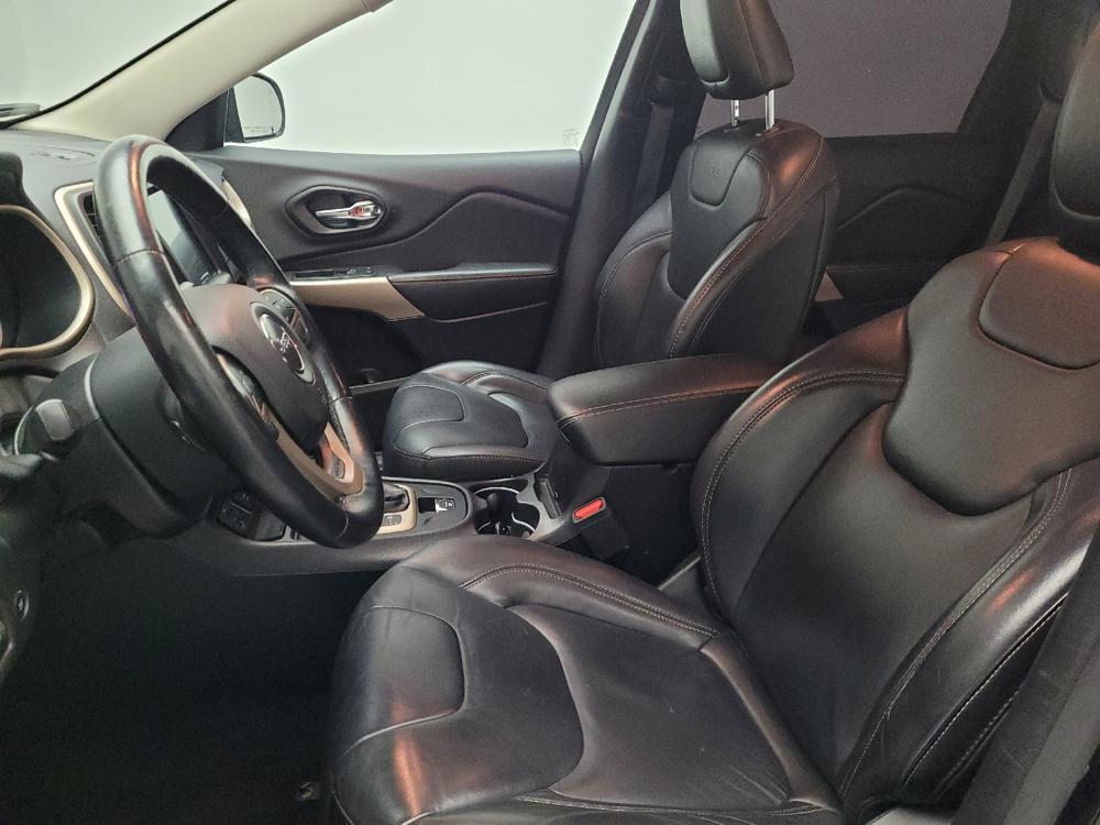 used 2018 Jeep Cherokee car, priced at $15,995