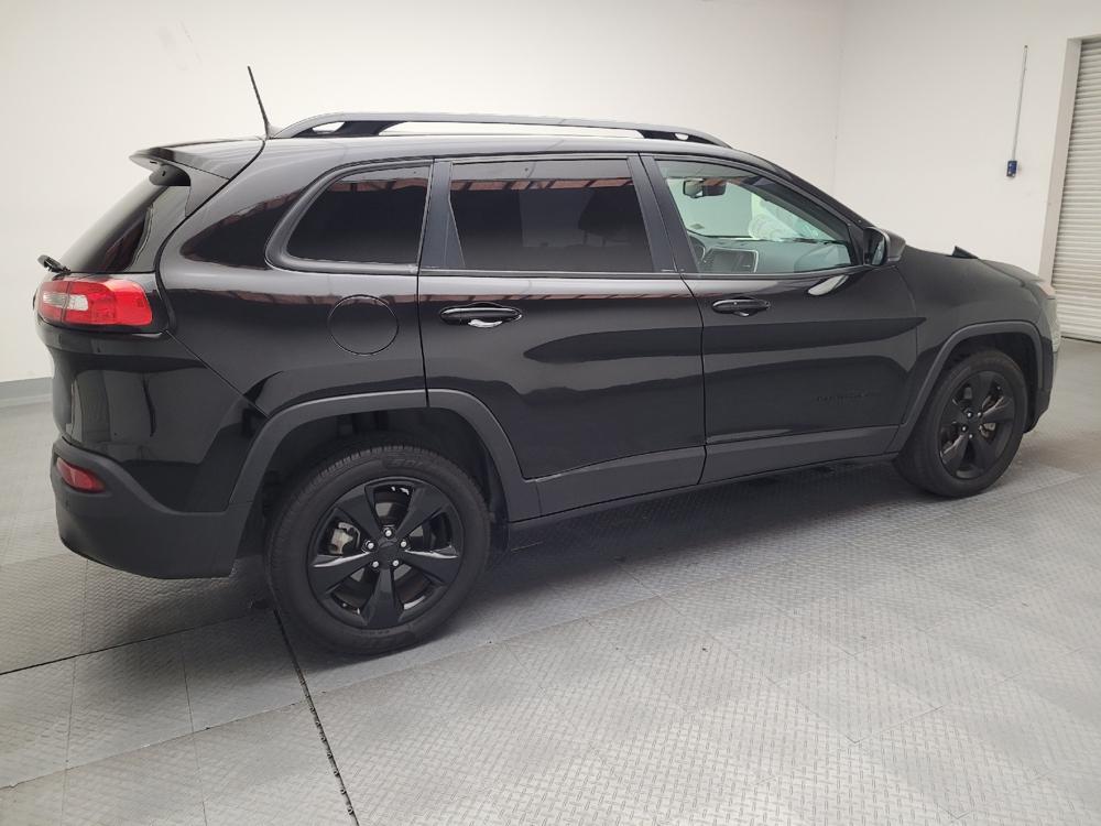 used 2018 Jeep Cherokee car, priced at $15,995