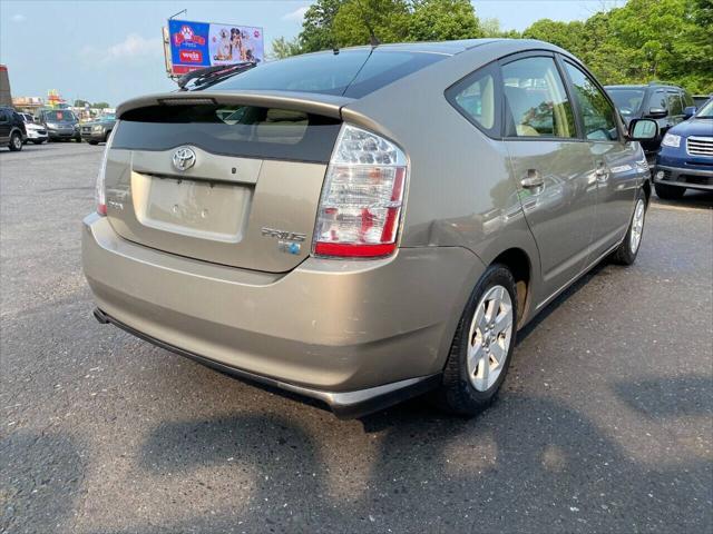 used 2007 Toyota Prius car, priced at $7,990