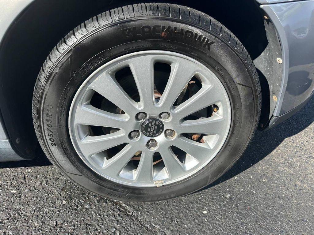 used 2004 Volvo S40 car, priced at $5,990