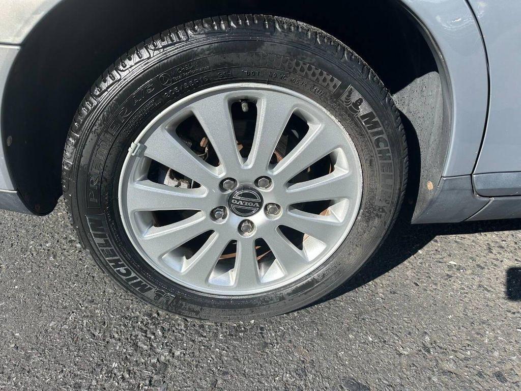 used 2004 Volvo S40 car, priced at $5,990