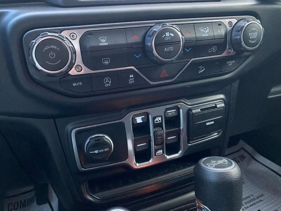 used 2019 Jeep Wrangler Unlimited car, priced at $22,999