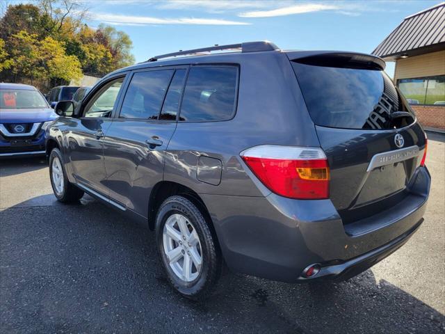 used 2010 Toyota Highlander car, priced at $9,990