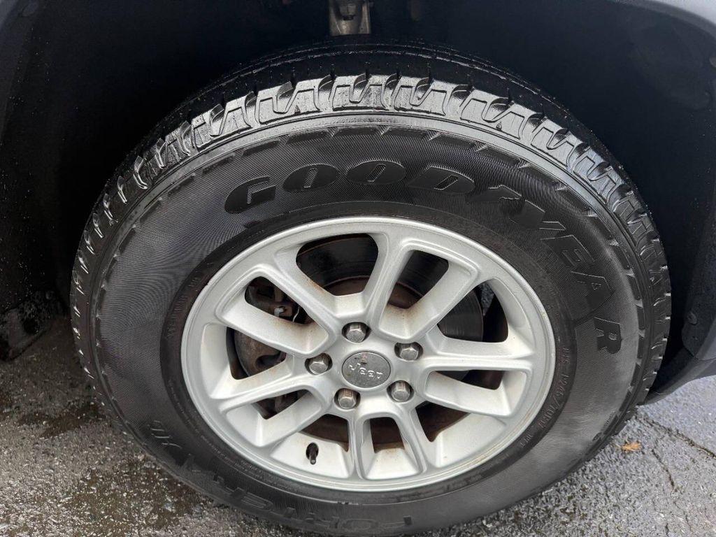 used 2018 Jeep Grand Cherokee car, priced at $13,990