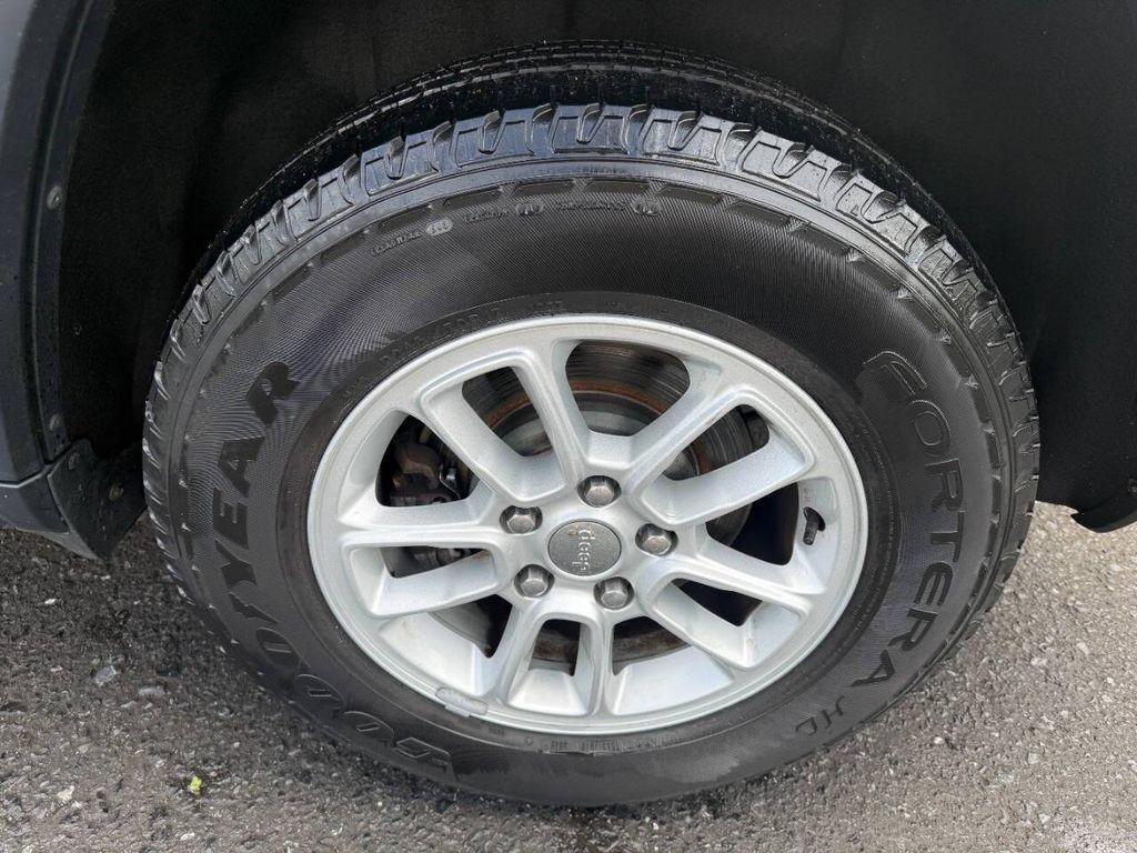 used 2018 Jeep Grand Cherokee car, priced at $13,990