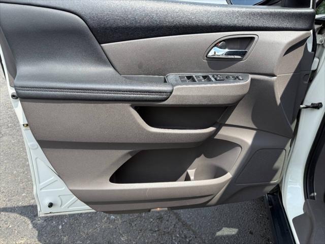 used 2015 Honda Odyssey car, priced at $13,990