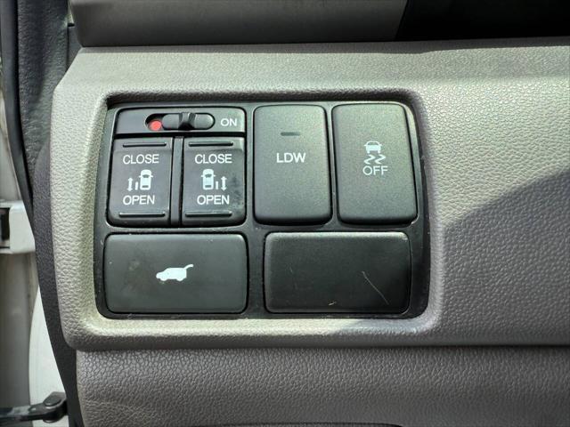used 2015 Honda Odyssey car, priced at $13,990