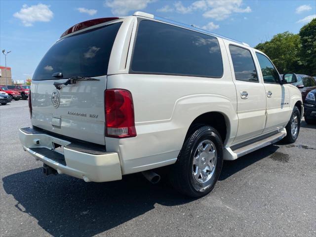 used 2006 Cadillac Escalade ESV car, priced at $7,990