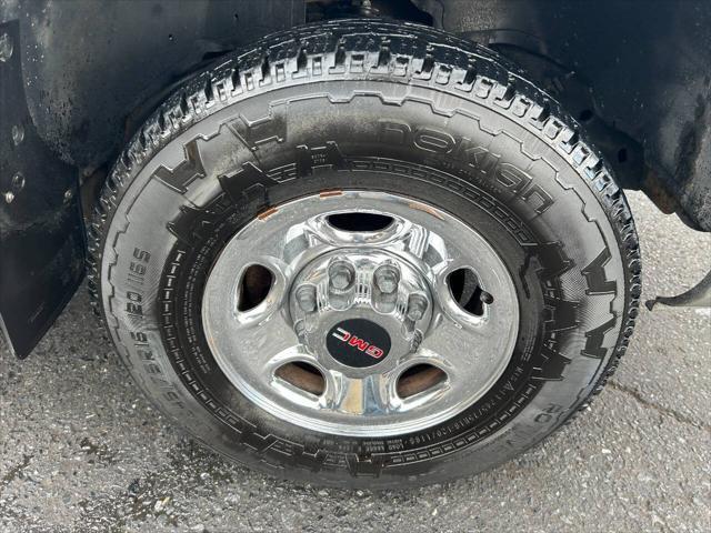 used 2004 GMC Sierra 2500 car, priced at $14,990