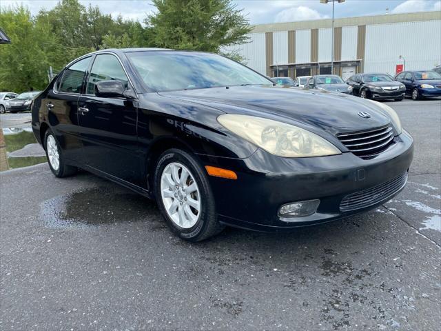 used 2004 Lexus ES 330 car, priced at $7,990